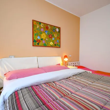 Sirmione Beach Apartment Апартаменты Сирмионе