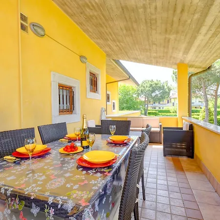 Апартаменты Sirmione Beach Apartment *